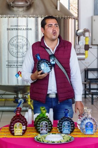 Tres Muejes distillery Tequila