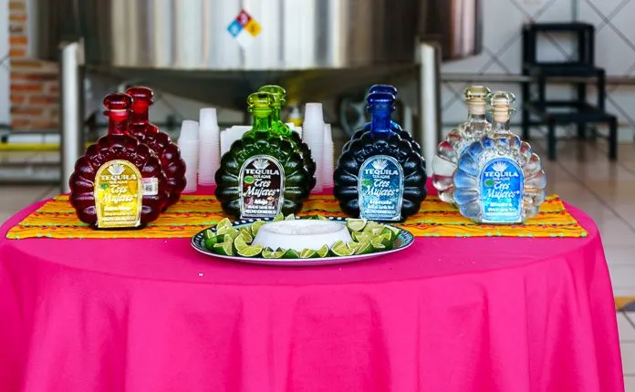 Tres Mujeres Tequila Mexico 