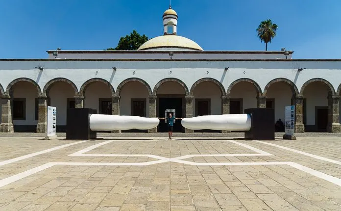Mexico Adventure with my Mother - Outsidevibes Guadalajara Centro Historico Sculptures Mexico