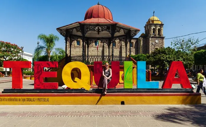 Mexico Adventure with my Mother - Outsidevibes Tequila tourists Mexico