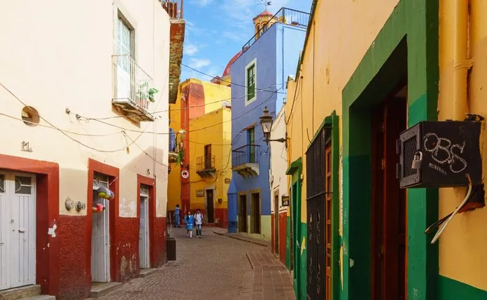 22 Photos of Guanajuato City - Outsidevibes Guanajuato City Painted Streets Mexico