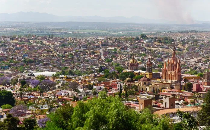 San Miguel de Allende in 19 Photos - Outsidevibes San Miguel de Allende el mirador