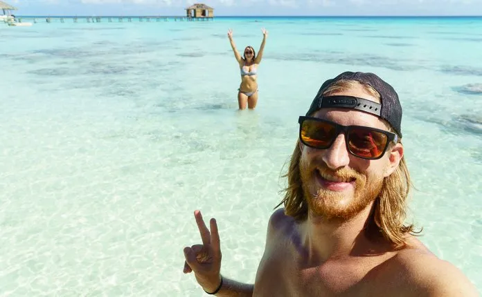 Backpacking Fakarava