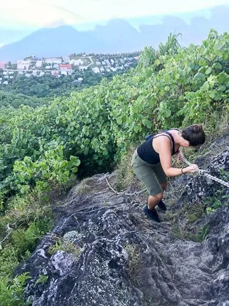 Hiking Mount Teurafaatiu