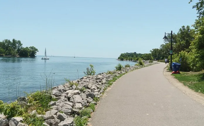 Toronto Waterfront Cycling Trail - Outsidevibes Humber Bay Park Toronto