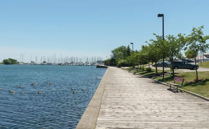 Toronto Waterfront Cycling Trail - Outsidevibes Lakefront Promenade Park Toronto