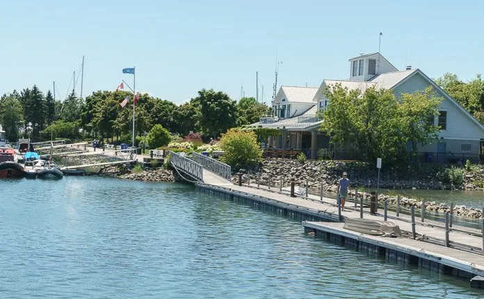 Toronto Waterfront Cycling Trail - Outsidevibes Lakefront Promenade Park Toronto