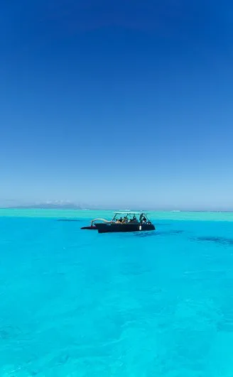 Snorkeling Bora Bora