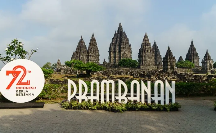 Visiting Prambanan Without a Tour - Outsidevibes Pramabana Temple Yogyakarta Indonesia