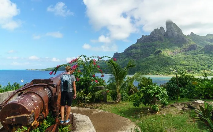 WW2 cannon Bora Bora