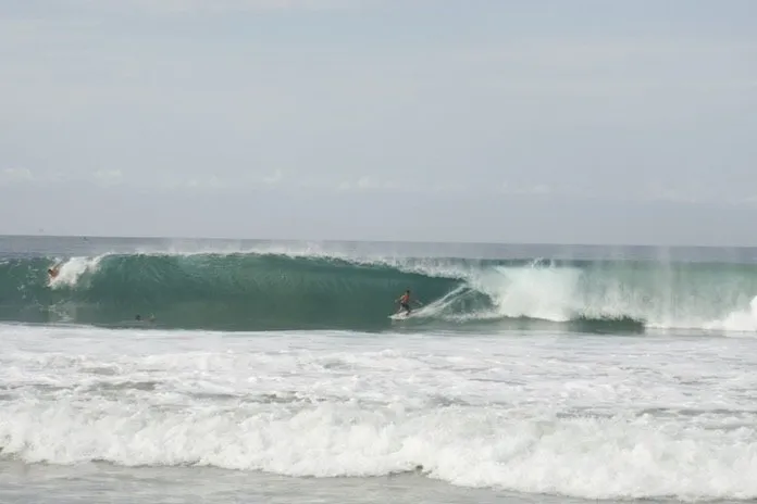 Surfing Puerto Escondido | A Quick Backpacking Guide to Puerto Escondido surfing Puerto Escondido