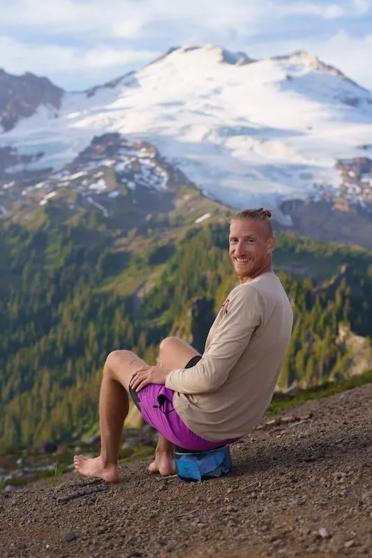 sheridan hiking mount baker | Outsidevibes - Outdoor, travel photographer and UGC creator sheridan hiking mount baker Washington